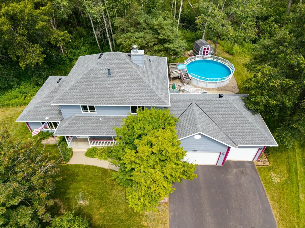 2217 Gentry Avenue Oakdale, MN 55128