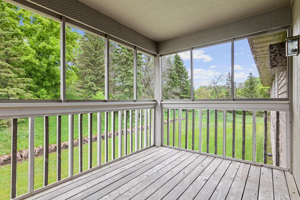 3275 80th Street E #305 Inver Grove Heights, MN 55076