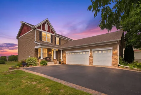 8837 196th Street W