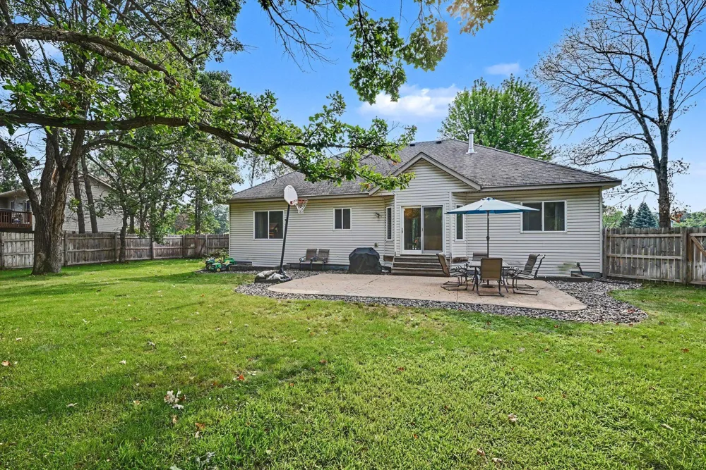 17558 Johnson Street NW Elk River, MN 55330
