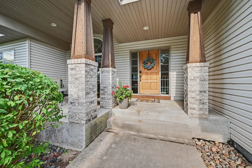 17558 Johnson Street NW Elk River, MN 55330