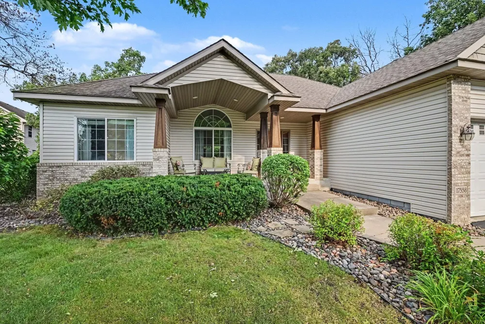 17558 Johnson Street NW Elk River, MN 55330