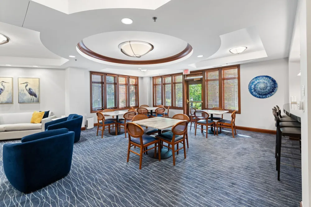 408 Parkers Lake Road #206 Wayzata, MN 55391