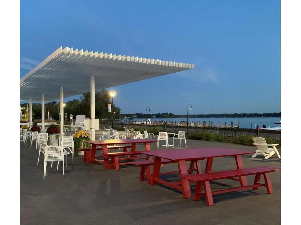 408 Parkers Lake Road #206 Wayzata, MN 55391