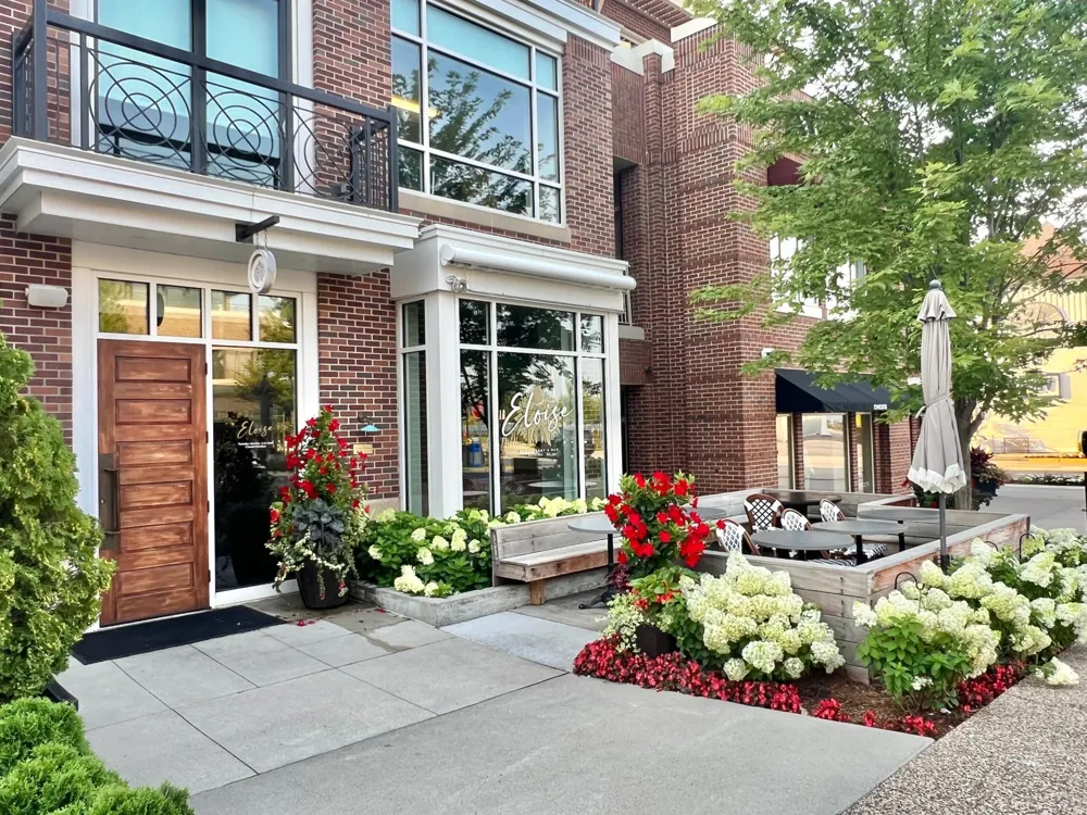 408 Parkers Lake Road #206 Wayzata, MN 55391