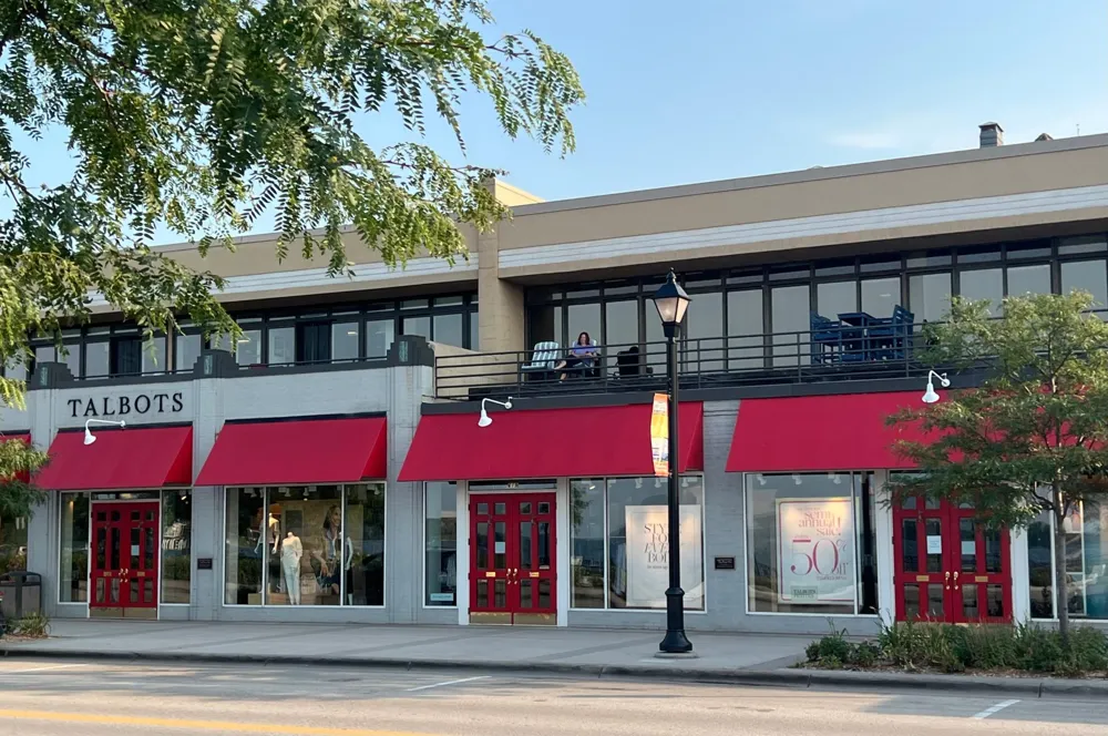408 Parkers Lake Road #206 Wayzata, MN 55391