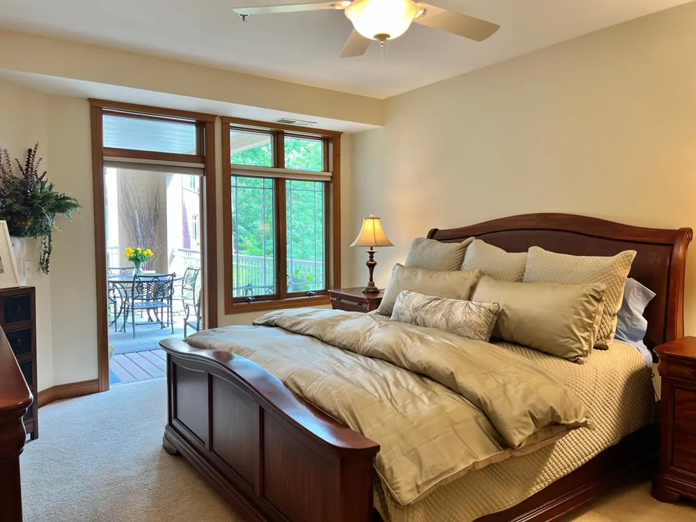 408 Parkers Lake Road #206 Wayzata, MN 55391