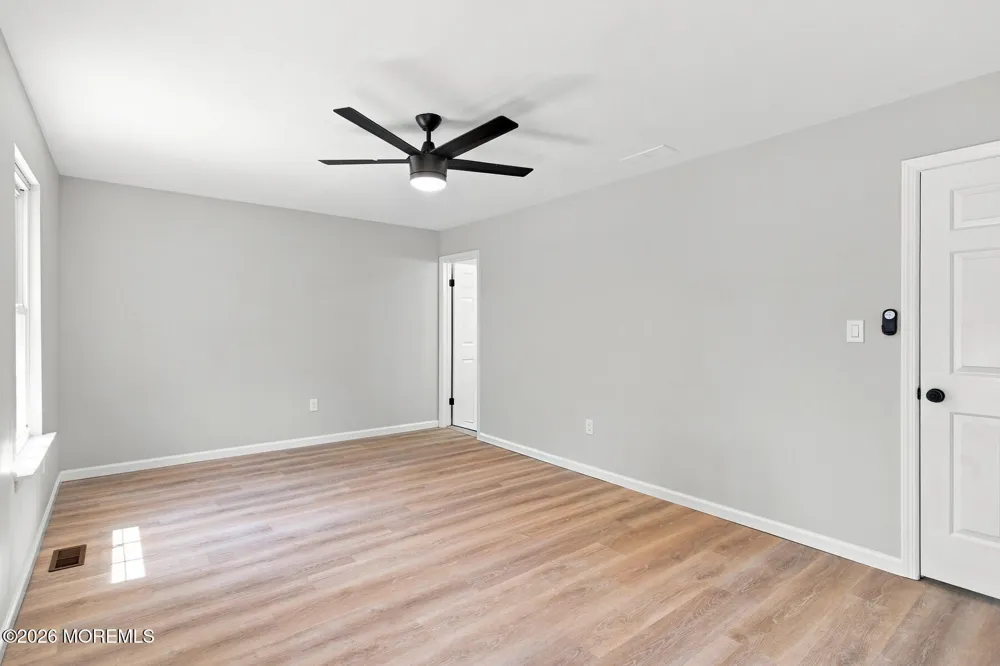47 Oak Lane Eatontown, NJ 07724