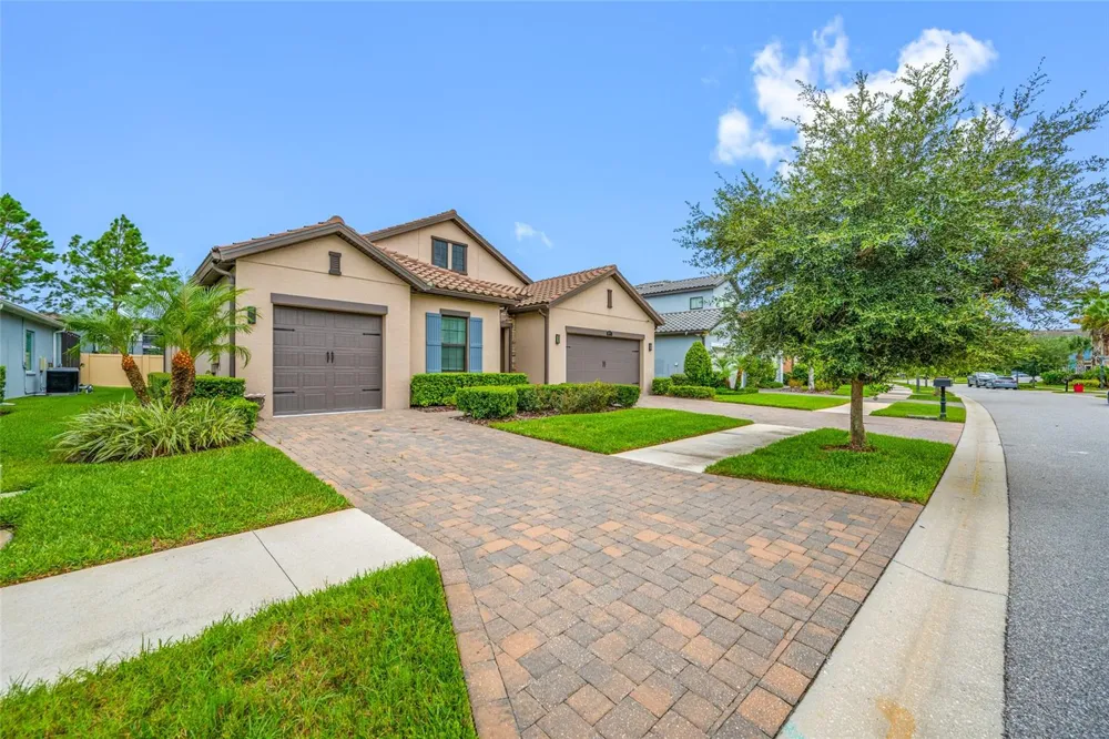 18308 LEAFMORE STREET Lutz, FL 33548