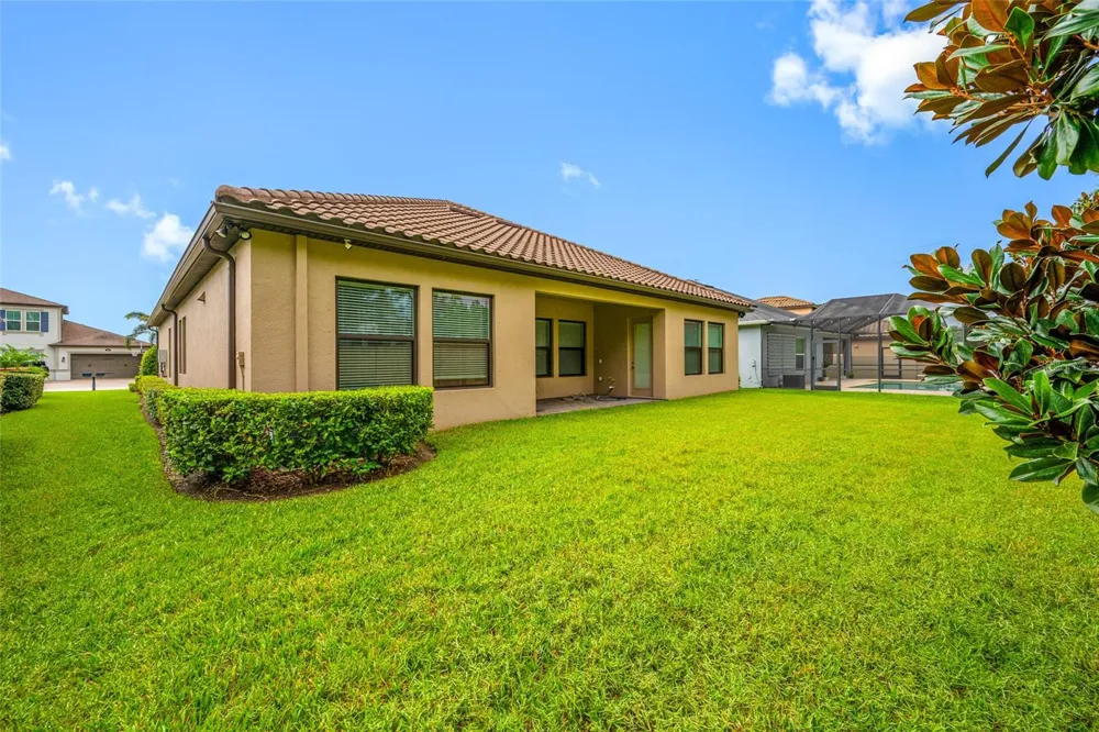 18308 LEAFMORE STREET Lutz, FL 33548