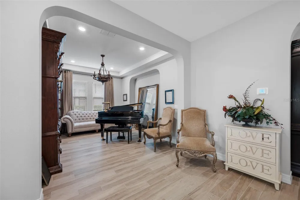 18308 LEAFMORE STREET Lutz, FL 33548