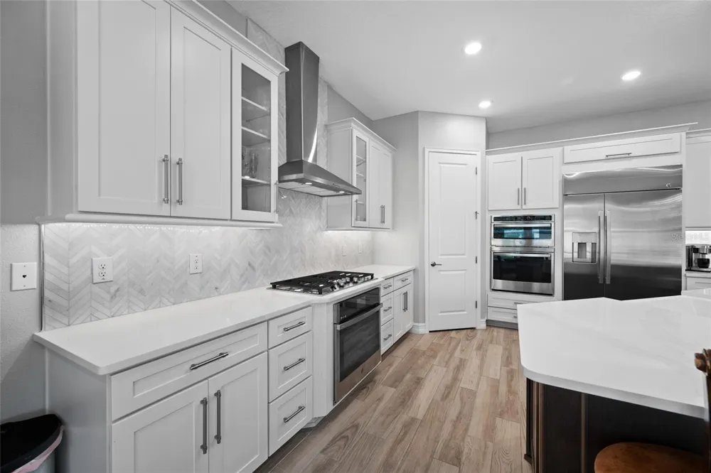 18308 LEAFMORE STREET Lutz, FL 33548