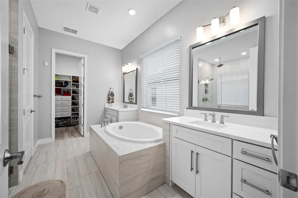 18308 LEAFMORE STREET Lutz, FL 33548