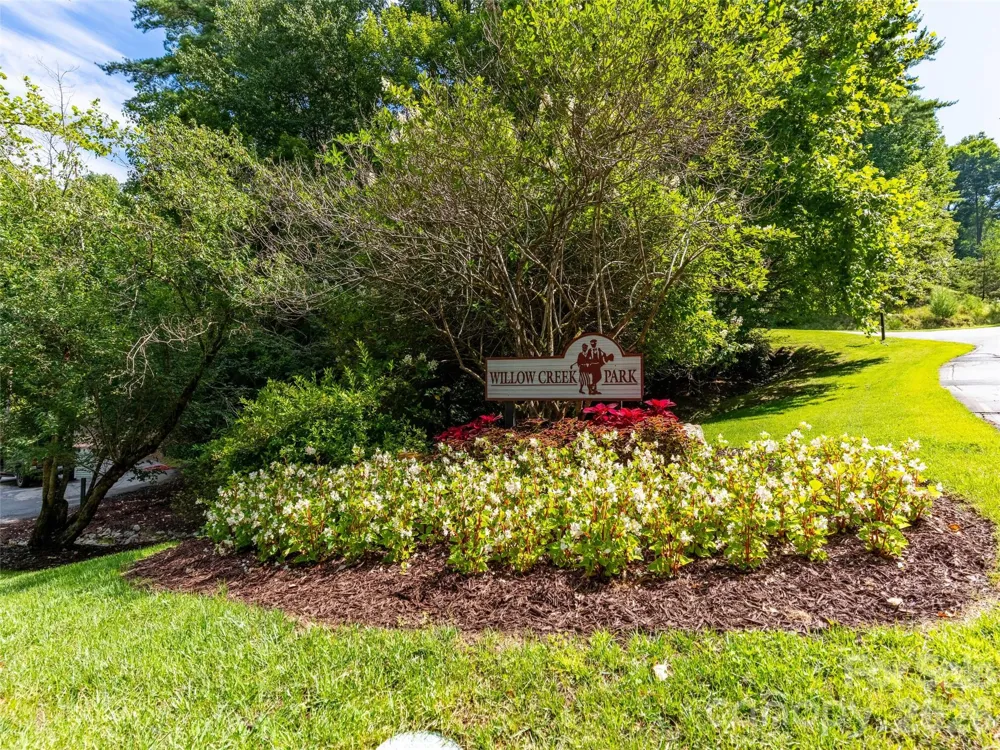211 Tom Fazio Trace #342 Hendersonville, NC 28739