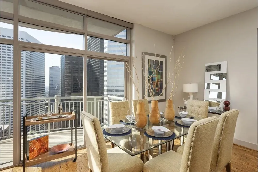 1400 Mckinney Street #2008 Houston, TX 77010