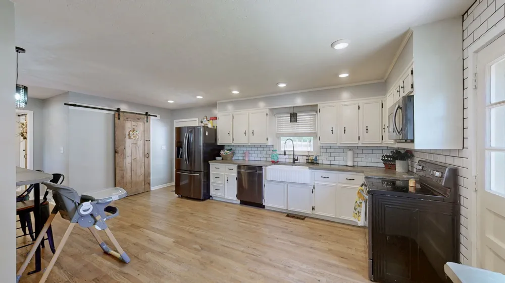 128 Jefferson Ave W Carthage, TN 37030