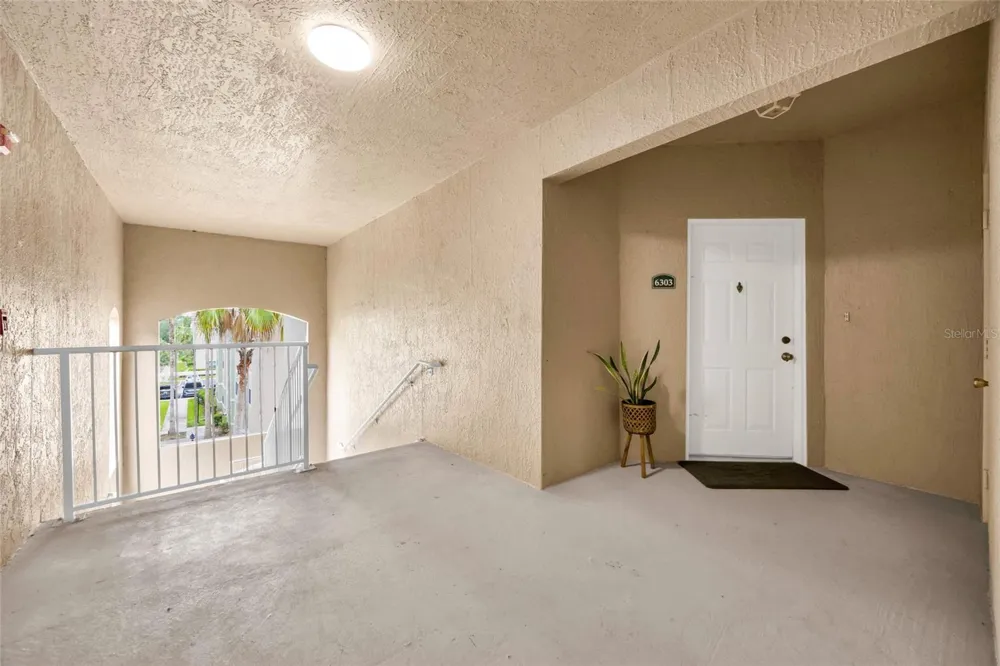 4897 CYPRESS WOODS DRIVE #6303 Orlando, FL 32811