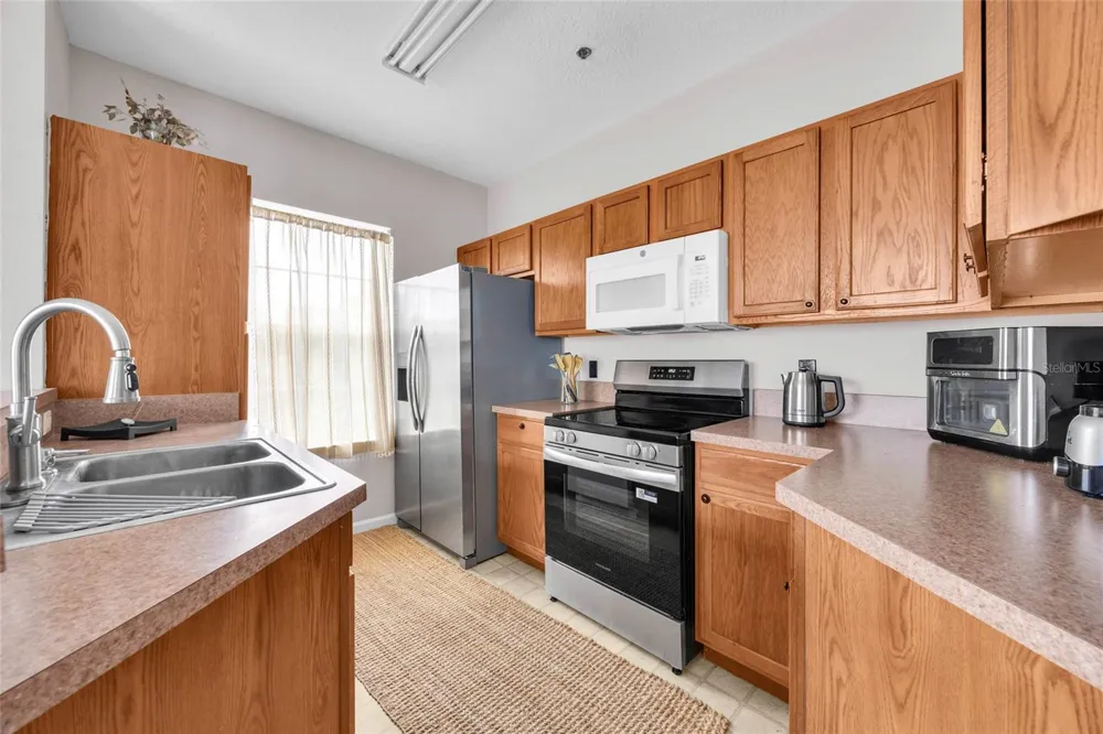 4897 CYPRESS WOODS DRIVE #6303 Orlando, FL 32811