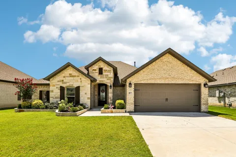 1077 Fleetwood Drive