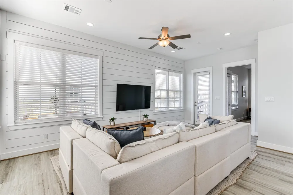 26814 Estuary Drive Galveston, TX 77554