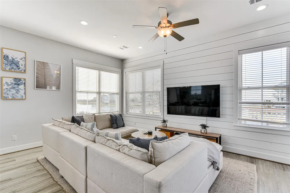 26814 Estuary Drive Galveston, TX 77554