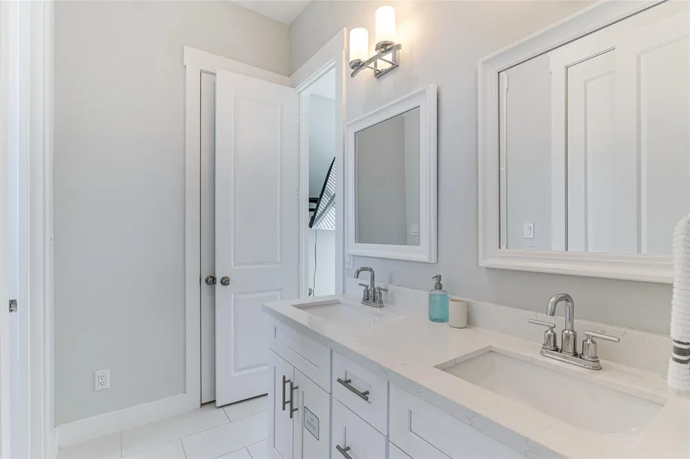 26814 Estuary Drive Galveston, TX 77554