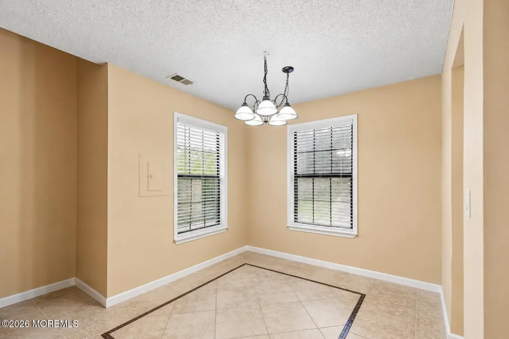 204 Daffodil Drive Jackson, NJ 08527