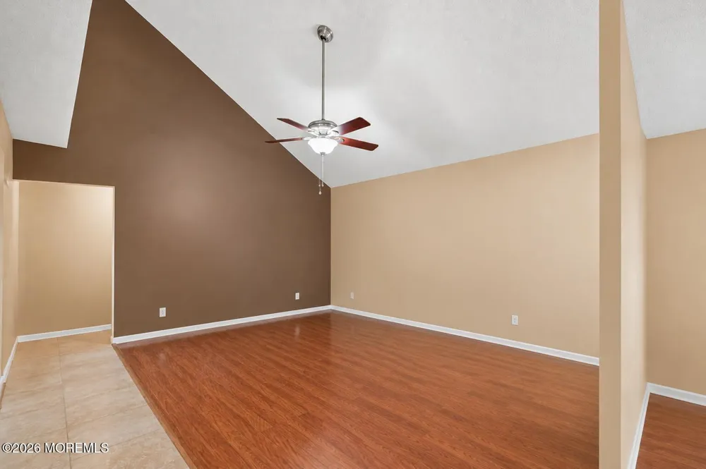 204 Daffodil Drive Jackson, NJ 08527