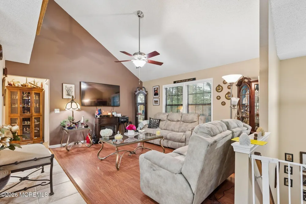 204 Daffodil Drive Jackson, NJ 08527