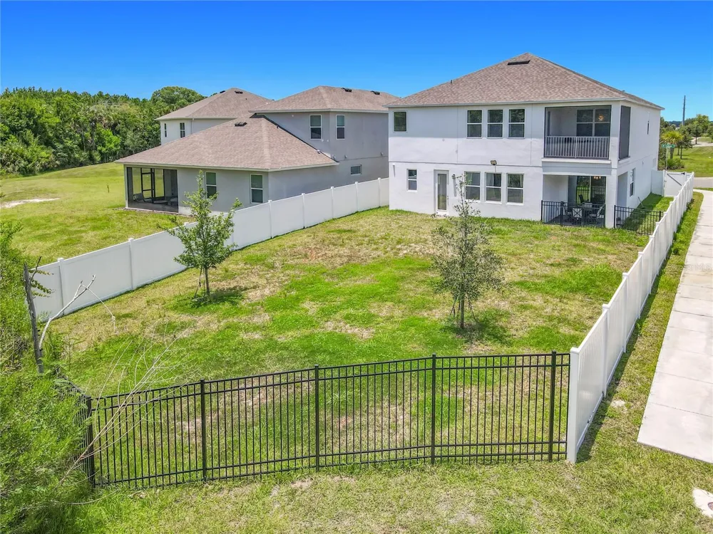 720 TREEHOUSE LOOP Debary, FL 32713