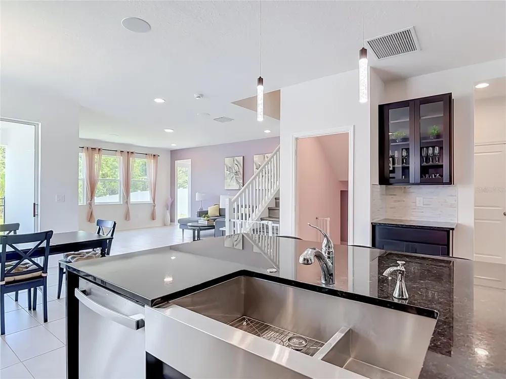 720 TREEHOUSE LOOP Debary, FL 32713