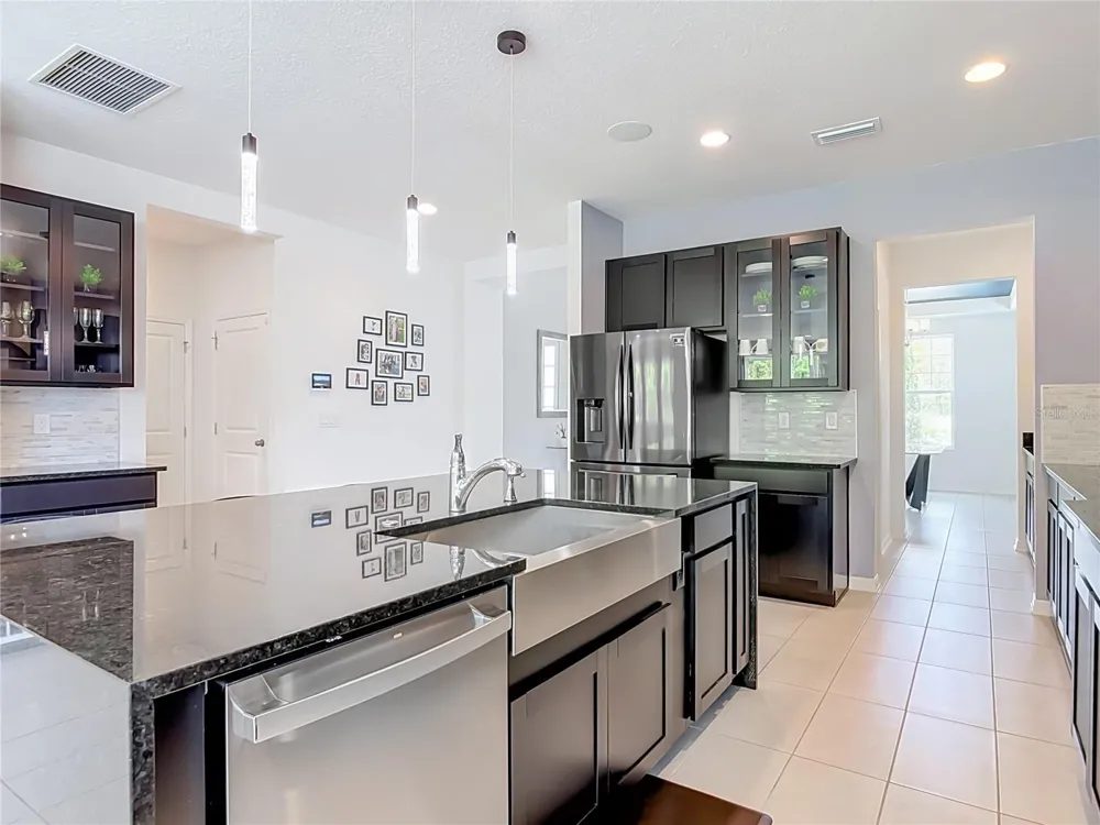 720 TREEHOUSE LOOP Debary, FL 32713