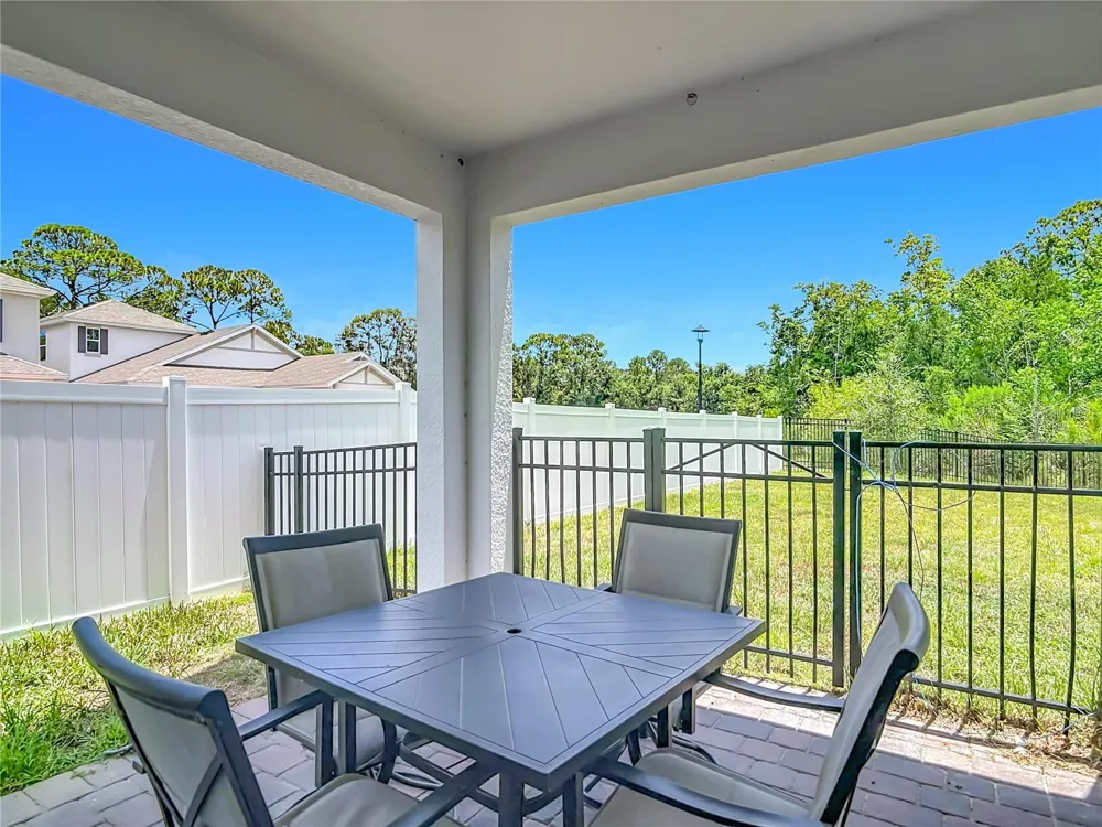 720 TREEHOUSE LOOP Debary, FL 32713