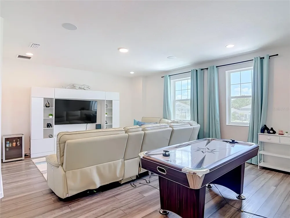 720 TREEHOUSE LOOP Debary, FL 32713