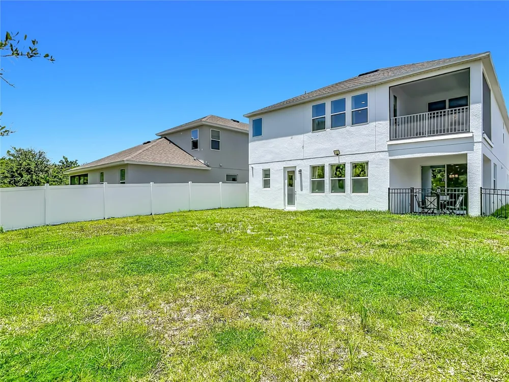 720 TREEHOUSE LOOP Debary, FL 32713