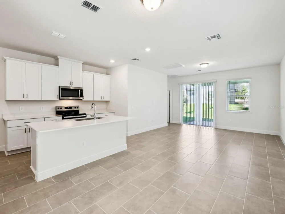 2194 WILDBERRY WAY Minneola, FL 34715