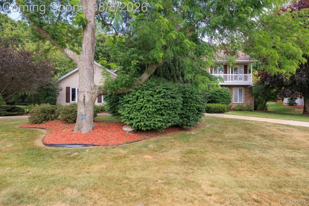 9705 Burning Tree Drive Grand Blanc Charter Township, MI 48439