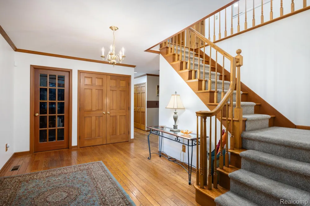 9705 Burning Tree Drive Grand Blanc Charter Township, MI 48439