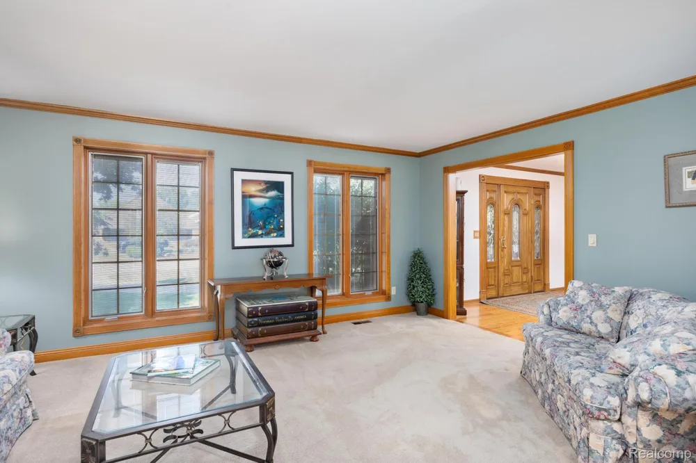 9705 Burning Tree Drive Grand Blanc Charter Township, MI 48439
