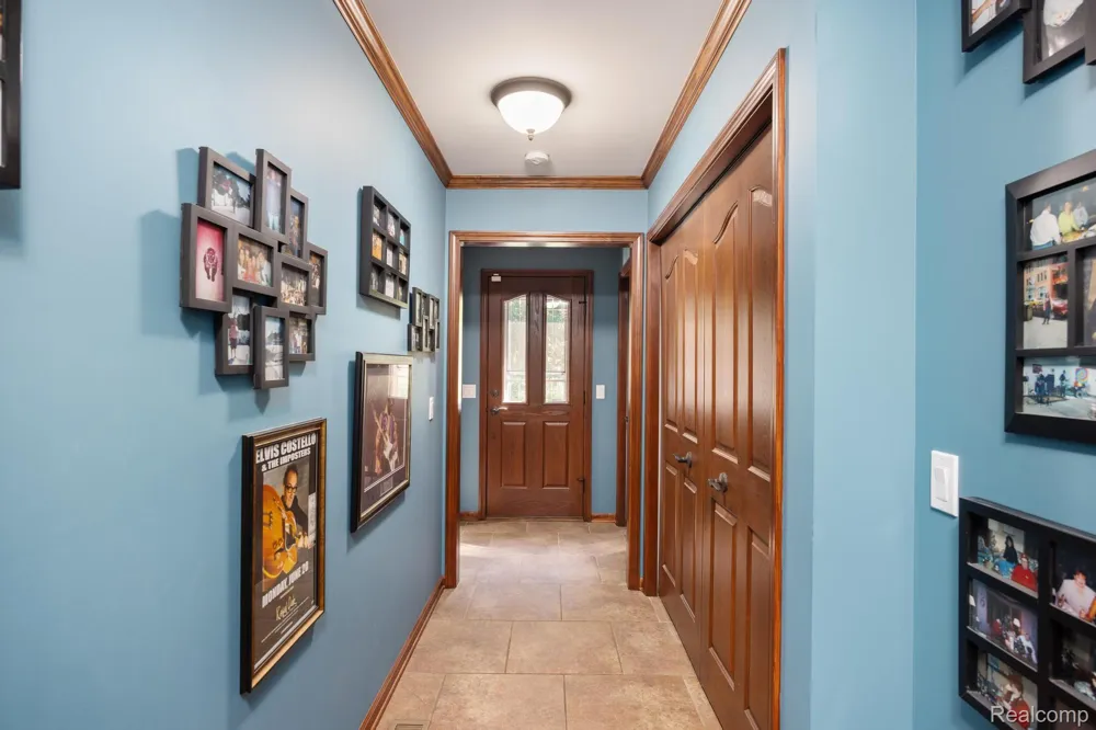 9705 Burning Tree Drive Grand Blanc Charter Township, MI 48439