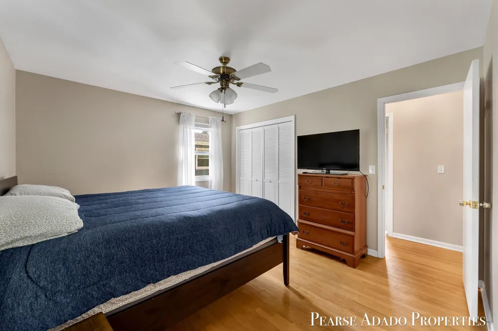 5822 Burgis Avenue SE Kentwood City, MI 49508