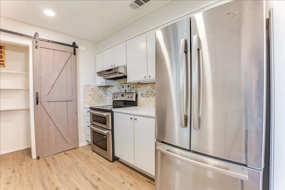 104 Pontiac Drive Lake Kiowa, TX 76240