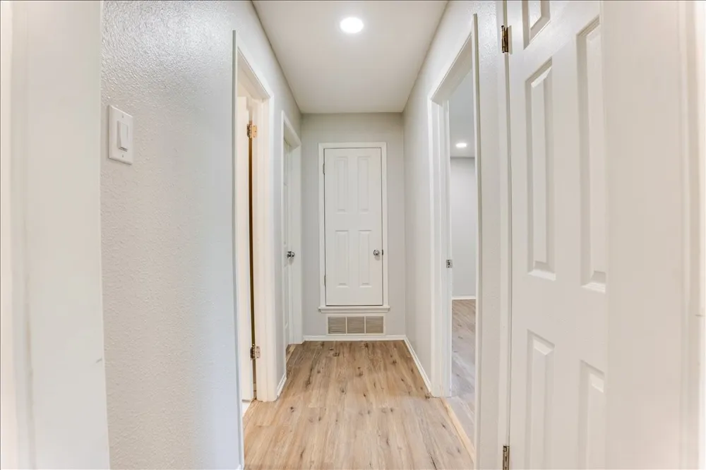 104 Pontiac Drive Lake Kiowa, TX 76240