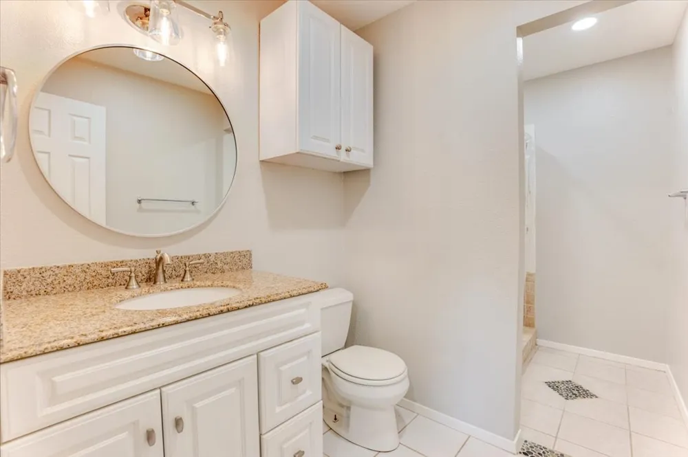 104 Pontiac Drive Lake Kiowa, TX 76240