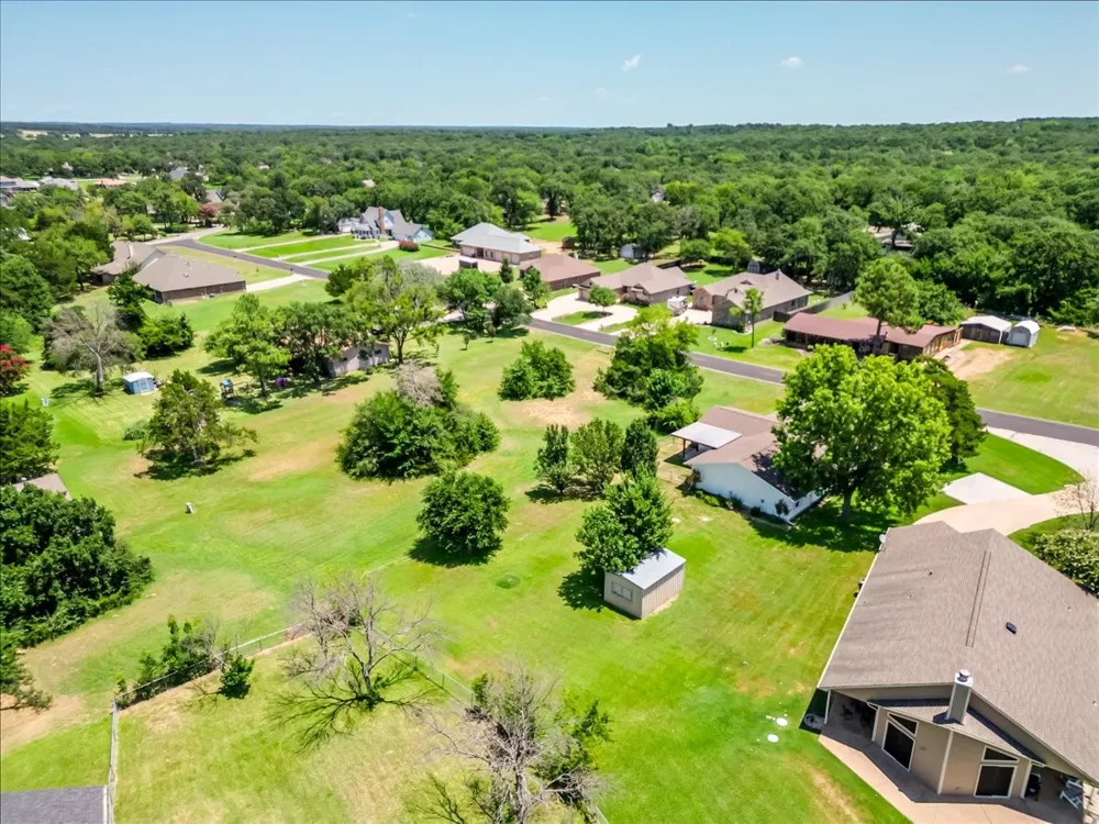 104 Pontiac Drive Lake Kiowa, TX 76240