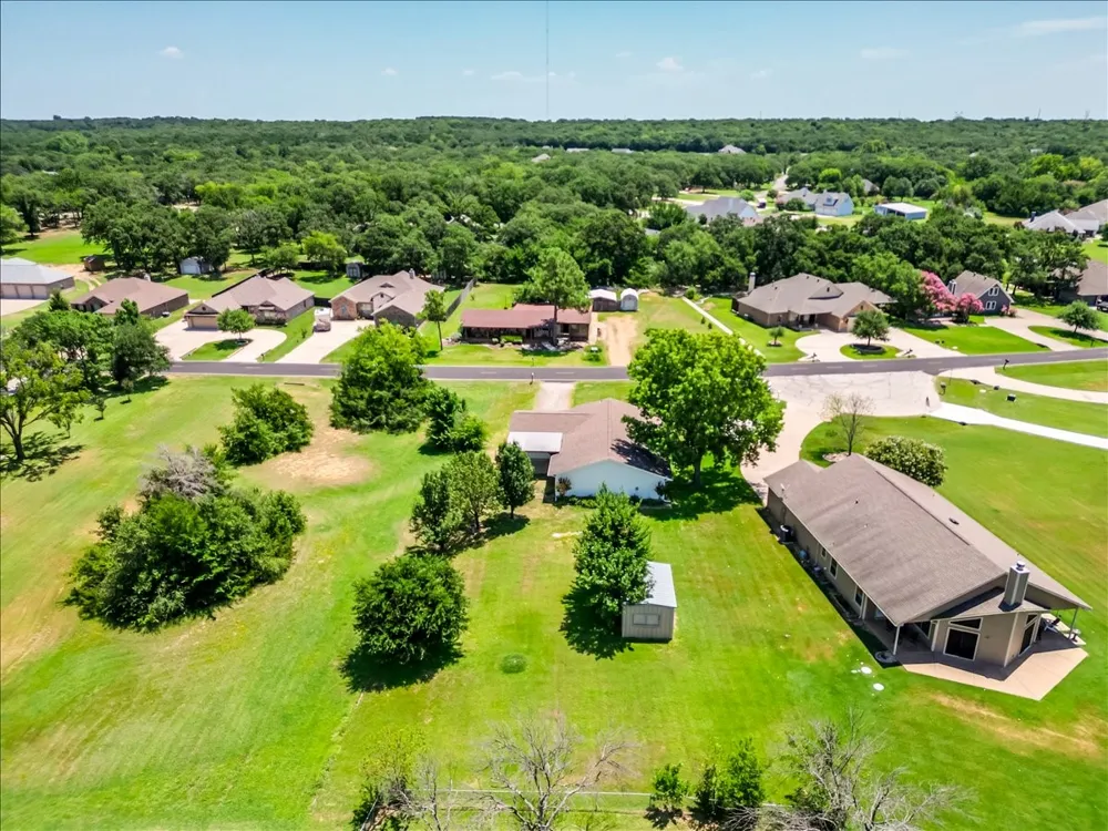 104 Pontiac Drive Lake Kiowa, TX 76240