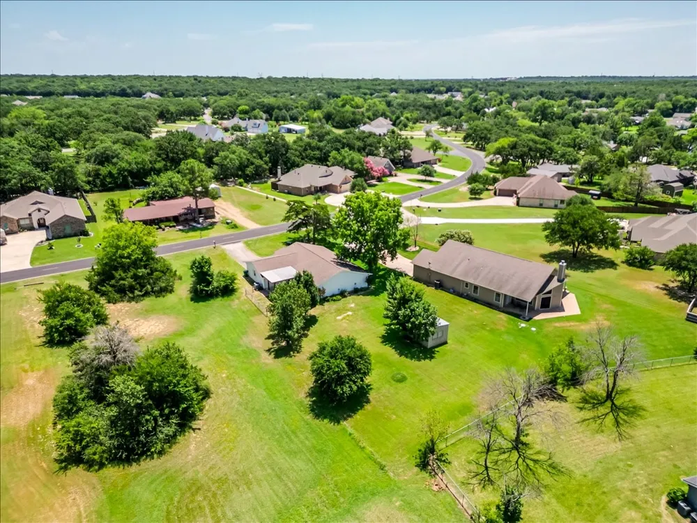 104 Pontiac Drive Lake Kiowa, TX 76240