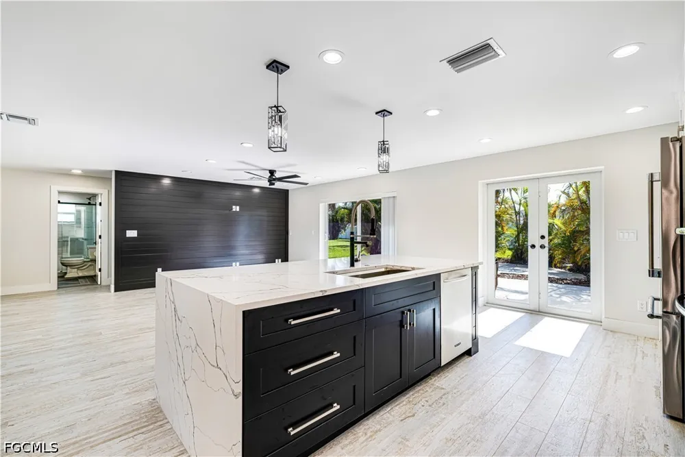 SE 21st Avenue Cape Coral, FL 33904