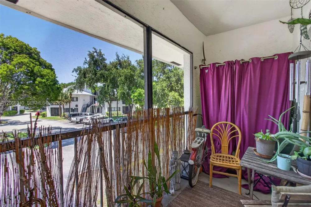 2445 SW 18th Ter #807 Fort Lauderdale, FL 33315