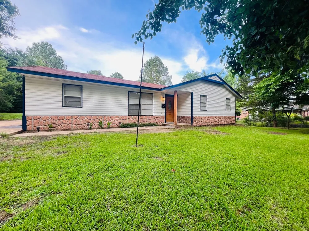 520 NW B STREET Antlers, OK 74523